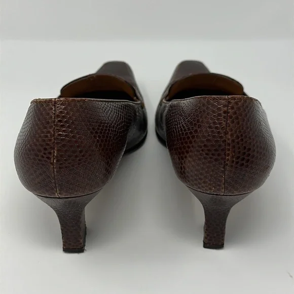 Ferragamo Brown Miista Leather Embossed Pumps Heels Size 9 - Picture 4 of 11